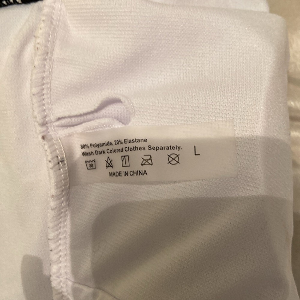 NWOT black and white bathing suit - Picture 7 of 7